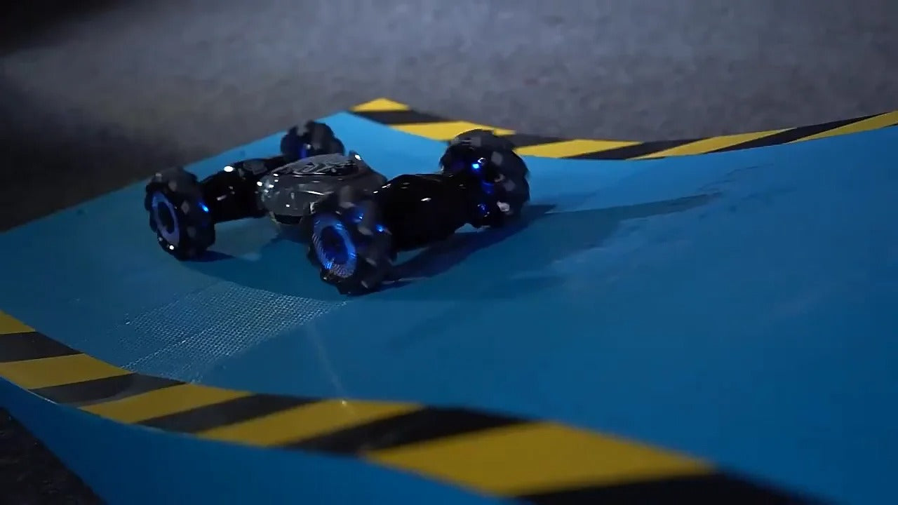 RC Stunt Car, 2.4GHz 4WD Remote Control Gesture Car Sensor Toy